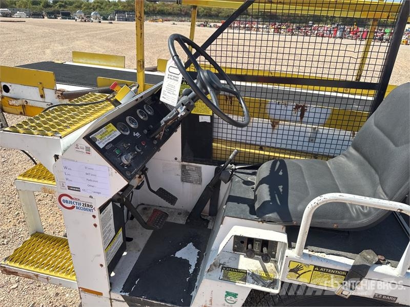 Tug T660 Tapis A Bagages Autotractes Belt Loader D Lantbruk - Övrigt