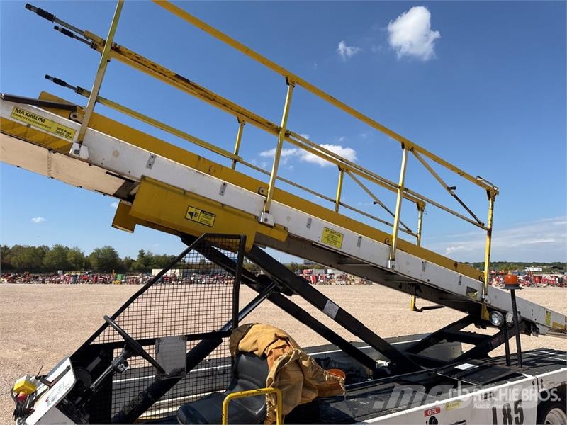 Tug T660 Tapis A Bagages Autotractes Belt Loader L Lantbruk - Övrigt