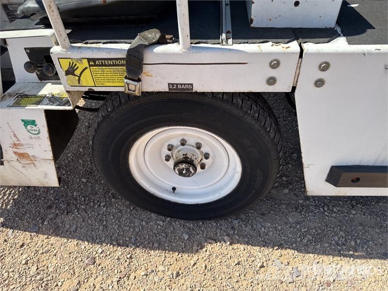Tug T660 Tapis A Bagages Autotractes Belt Loader D Lantbruk - Övrigt