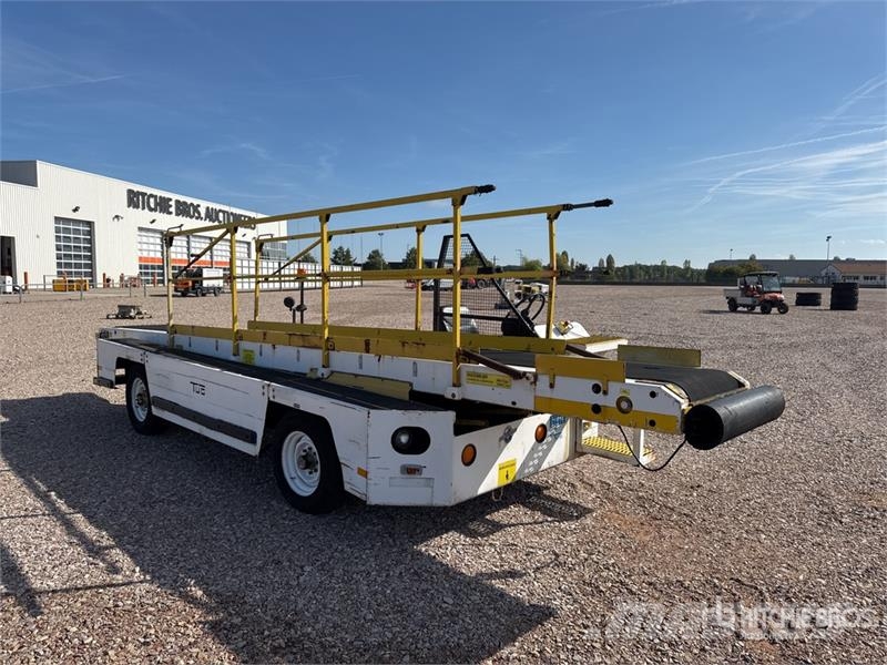 Tug T660 Tapis A Bagages Autotractes Belt Loader D Lantbruk - Övrigt