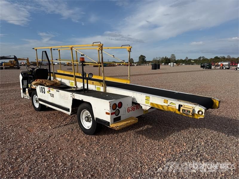 Tug T660 Tapis A Bagages Autotractes Belt Loader L Lantbruk - Övrigt