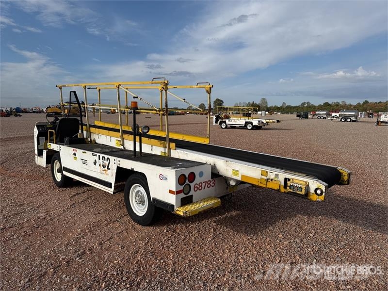Tug T660 Tapis A Bagages Autotractes Belt Loader L Lantbruk - Övrigt