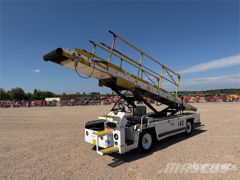 Tug T660 Tapis A Bagages Autotractes Belt Loader D Lantbruk - Övrigt
