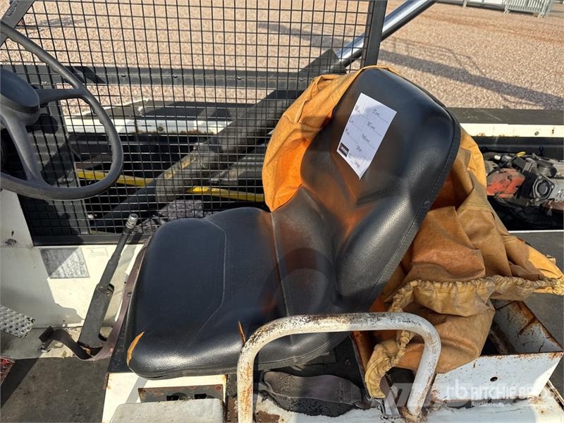 Tug T660 Tapis A Bagages Autotractes Belt Loader L Lantbruk - Övrigt