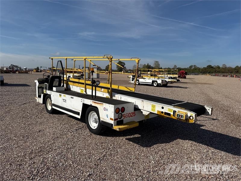  Tug T660 Tapis A Bagages Autotractes Belt Loader D Lantbruk - Övrigt