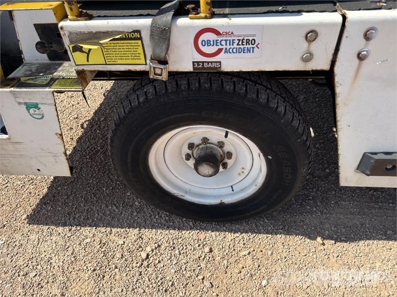 Tug T660 Tapis A Bagages Autotractes Belt Loader L Lantbruk - Övrigt