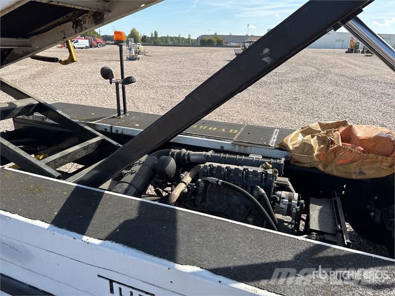 Tug T660 Tapis A Bagages Autotractes Belt Loader D Lantbruk - Övrigt
