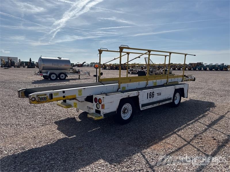Tug T660 Tapis A Bagages Autotractes Belt Loader D Lantbruk - Övrigt