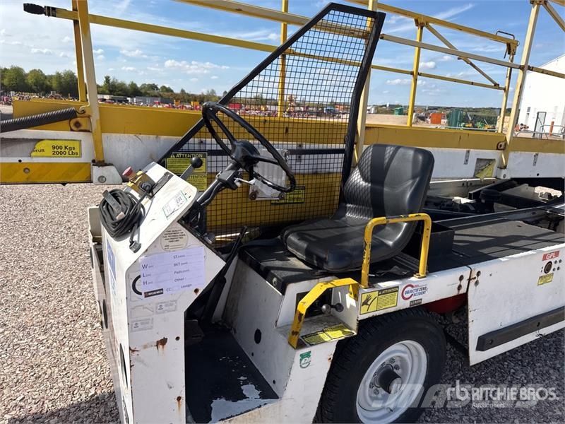  Tug T660 Tapis A Bagages Autotractes Belt Loader L Lantbruk - Övrigt