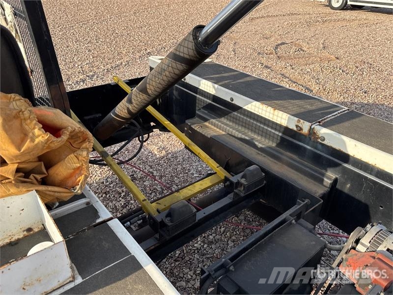 Tug T660 Tapis A Bagages Autotractes Belt Loader L Lantbruk - Övrigt