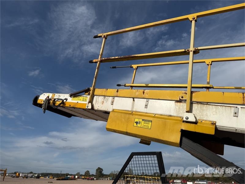 Tug T660 Tapis A Bagages Autotractes Belt Loader L Lantbruk - Övrigt