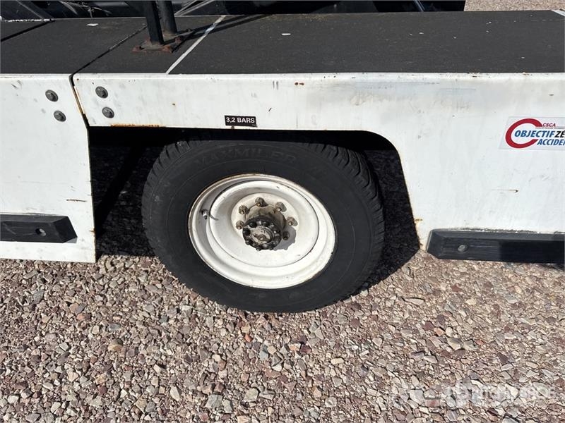 Tug T660 Tapis A Bagages Autotractes Belt Loader D Lantbruk - Övrigt