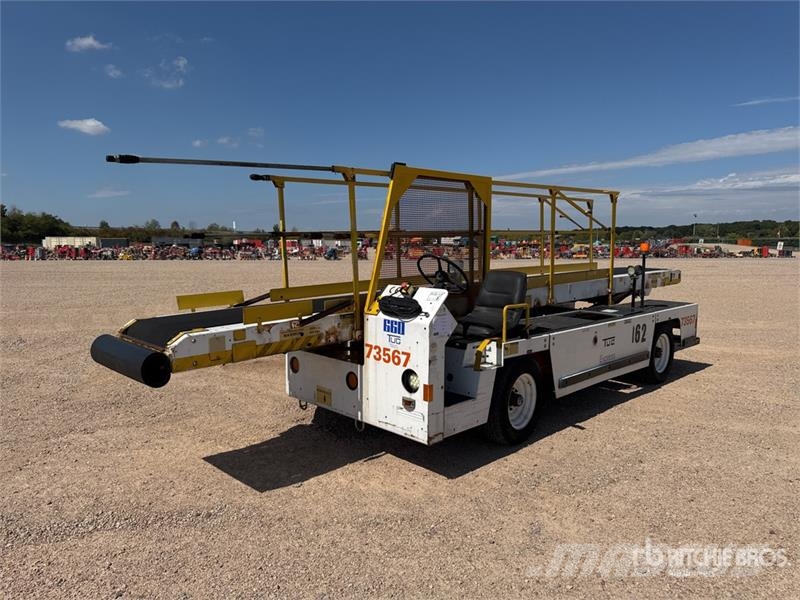 Tug T660 Tapis A Bagages Autotractes Belt Loader L Lantbruk - Övrigt