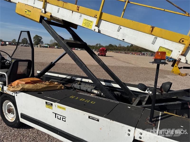 Tug T660 Tapis A Bagages Autotractes Belt Loader D Lantbruk - Övrigt