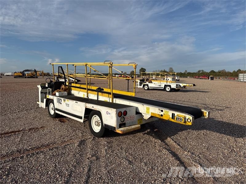 Tug T660 Tapis A Bagages Autotractes Belt Loader L Lantbruk - Övrigt
