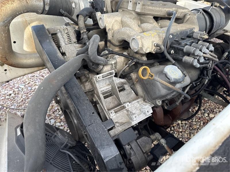 Tug T660 Tapis A Bagages Autotractes Belt Loader L Lantbruk - Övrigt
