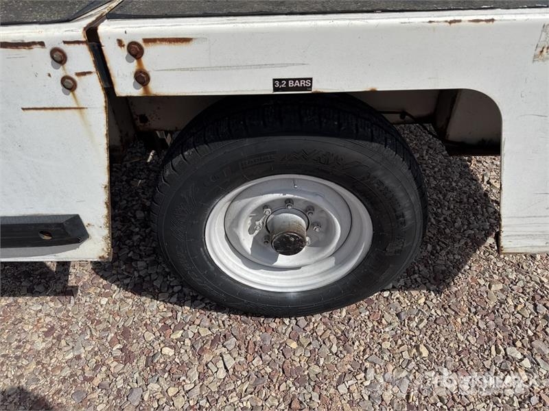  Tug T660 Tapis A Bagages Autotractes Belt Loader L Lantbruk - Övrigt