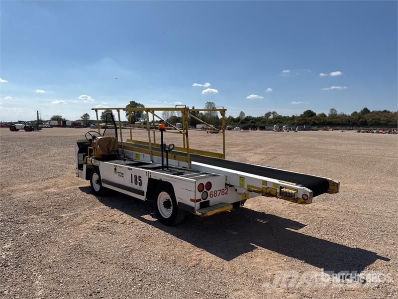Tug T660 Tapis A Bagages Autotractes Belt Loader L Lantbruk - Övrigt