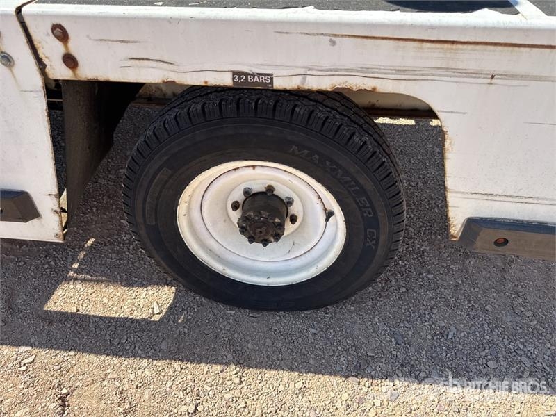 Tug T660 Tapis A Bagages Autotractes Belt Loader L Lantbruk - Övrigt