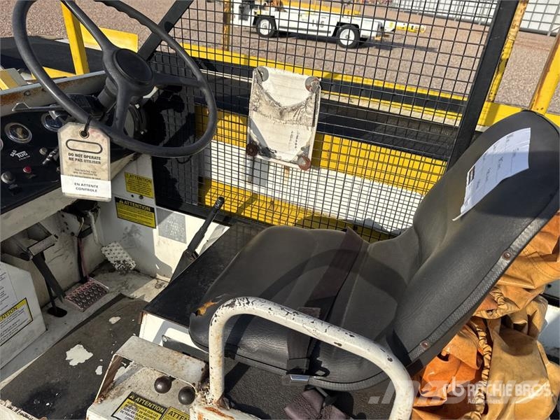 Tug T660 Tapis A Bagages Autotractes Belt Loader L Lantbruk - Övrigt