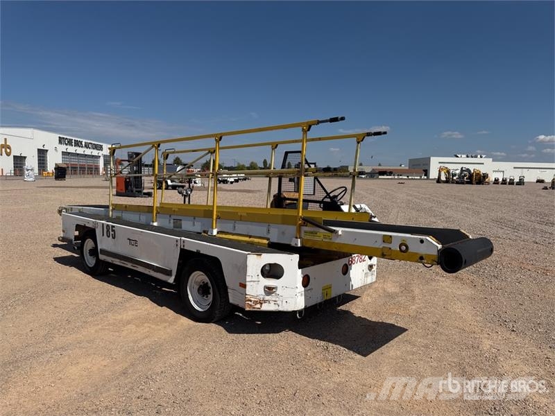 Tug T660 Tapis A Bagages Autotractes Belt Loader L Lantbruk - Övrigt