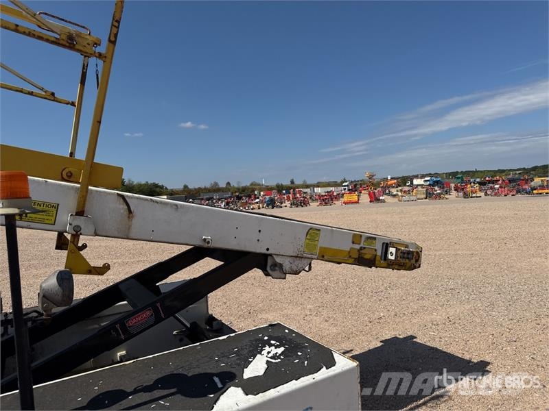Tug T660 Tapis A Bagages Autotractes Belt Loader L Lantbruk - Övrigt