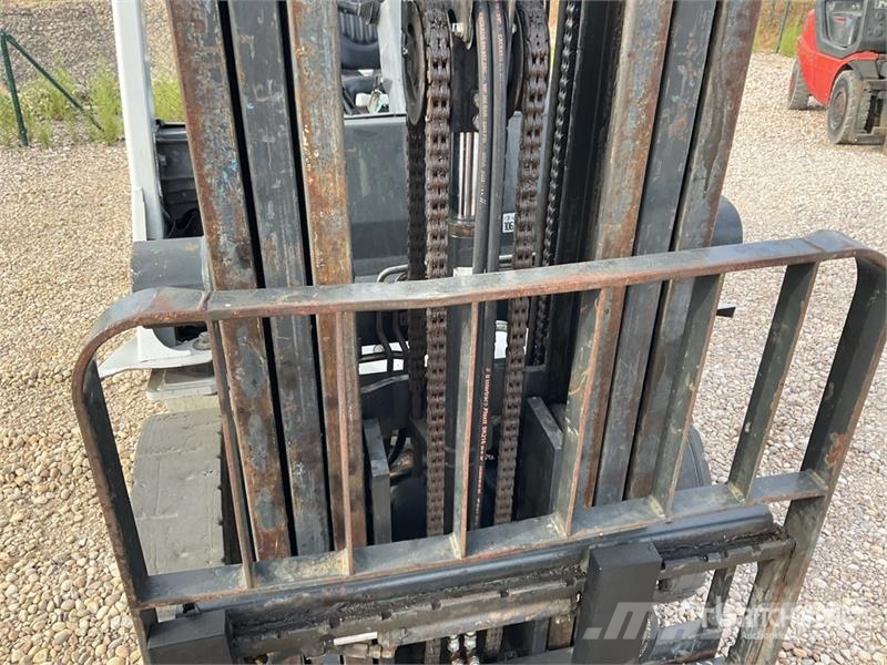 UniCarriers Y1D2A25Q Forklift Περονοφόρα ανυψωτικά κλαρκ - άλλα