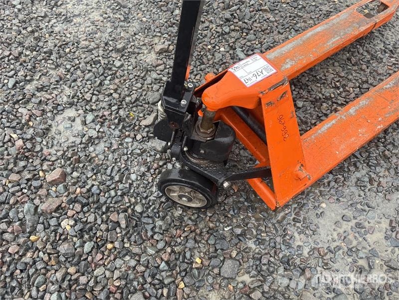 Unicraft PHW2506 Material Hoist (Inoperable) Treuils, palans et monte-charge