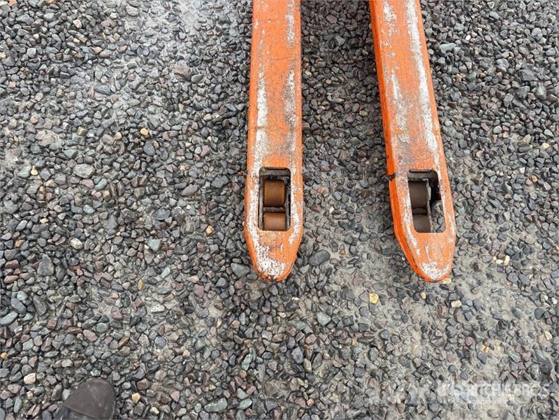 Unicraft PHW2506 Material Hoist (Inoperable) Treuils, palans et monte-charge