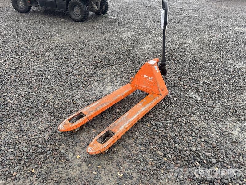 Unicraft PHW2506 Material Hoist (Inoperable) Treuils, palans et monte-charge