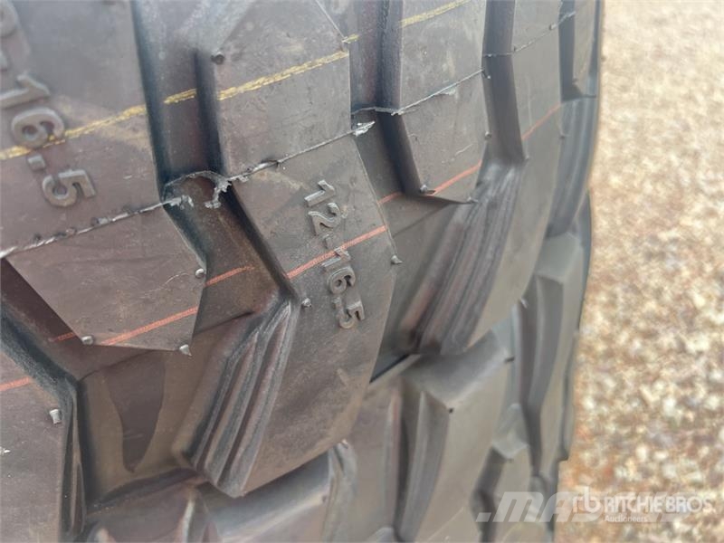  Uniteam 12-16.5 Qte De 4 Pneus (Non Utilise) SKS-1 Neumáticos, ruedas y llantas