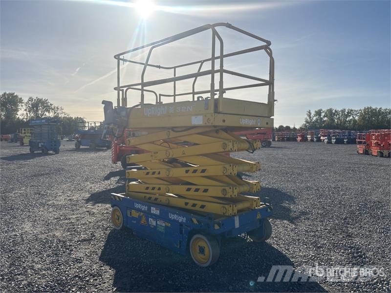 UpRight 66850-021 Electric Scissor Lift 剪叉式升降机