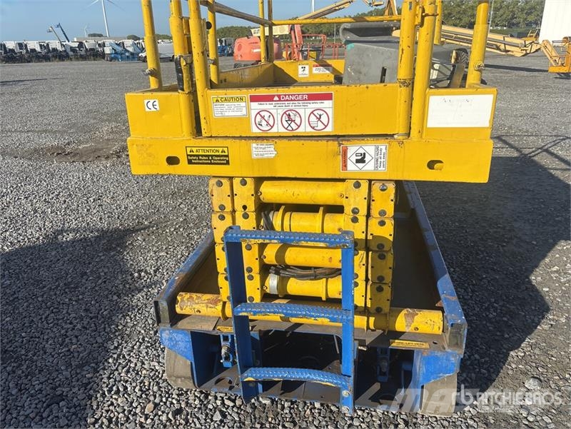 UpRight 66850-021 Electric Scissor Lift 剪叉式升降机