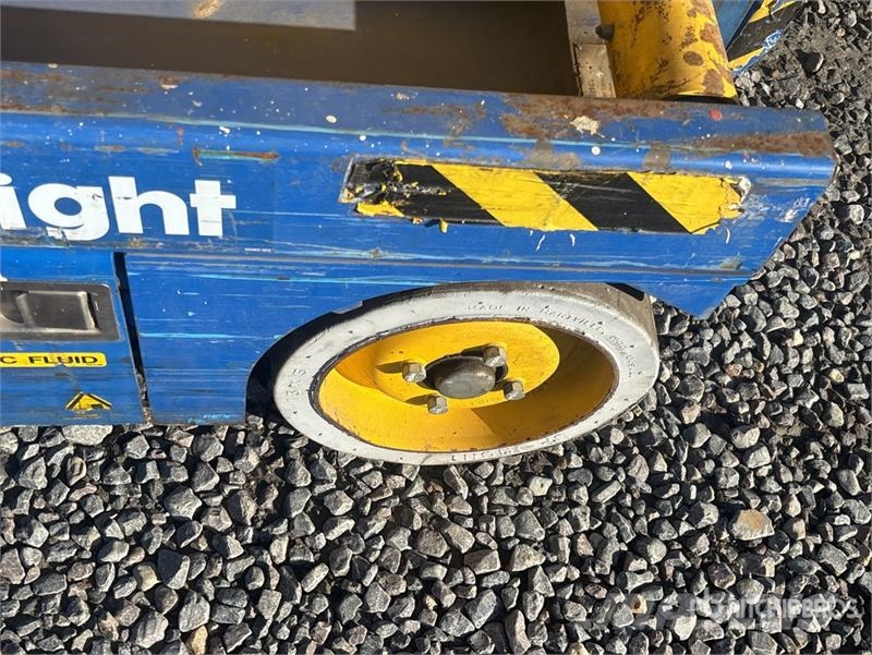 UpRight 66850021 Scissor Lift Škarjaste dvižne ploščadi