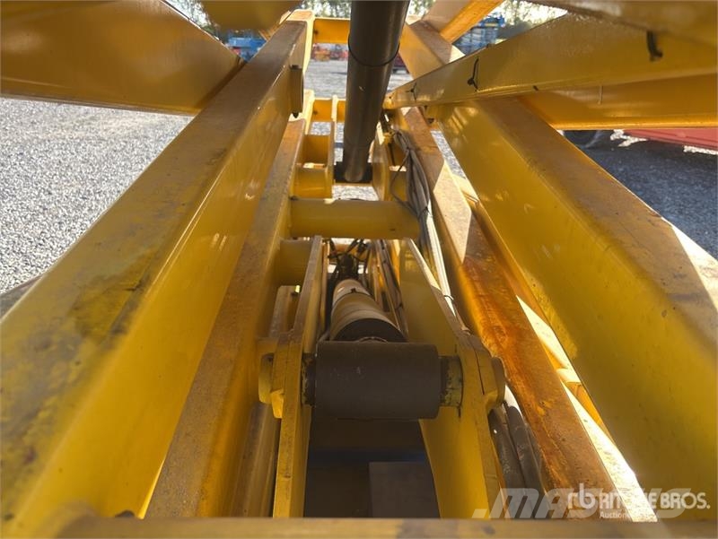 UpRight 66850021 Scissor Lift Škarjaste dvižne ploščadi