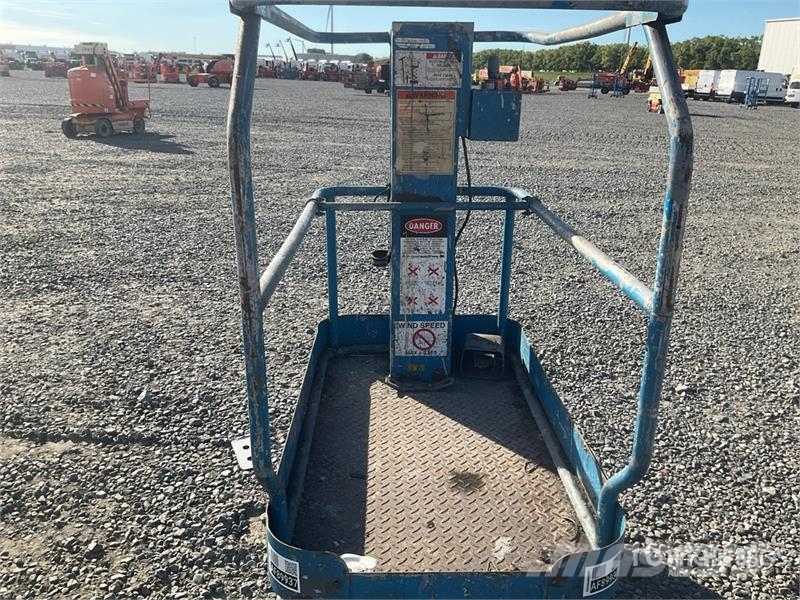 UpRight TM12 Personenliften en invalideliften