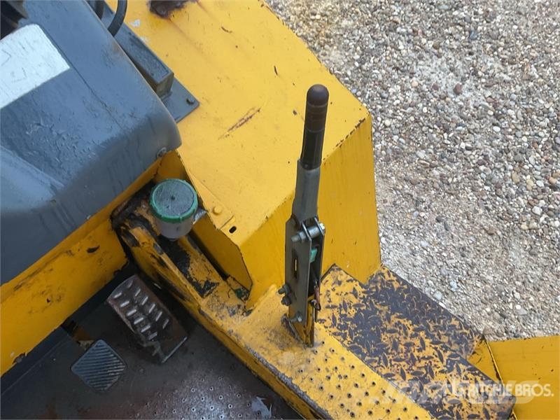 Uromac DTH 2000 DE 4x4 Rough Terrain Forklift Внедорожные погрузчики