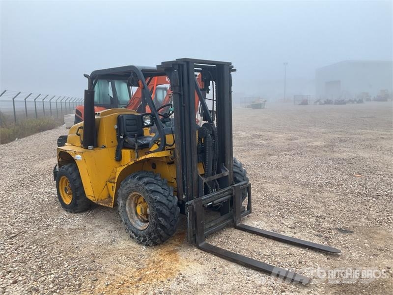 Uromac DTH 2000 DE 4x4 Rough Terrain Forklift Внедорожные погрузчики