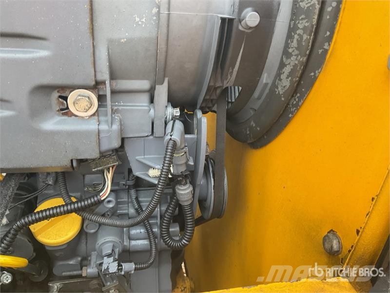 Uromac DTH 2000 DE 4x4 Rough Terrain Forklift Внедорожные погрузчики
