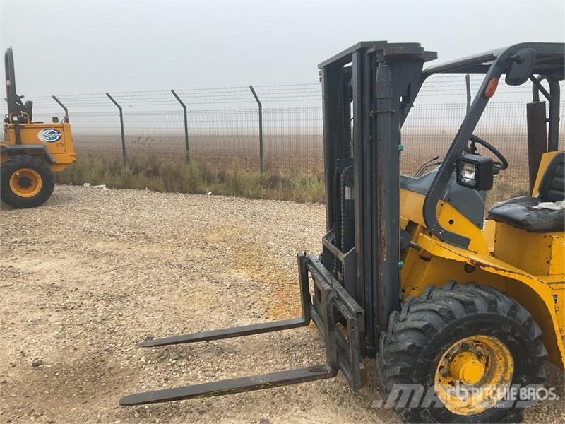 Uromac DTH 2000 DE 4x4 Rough Terrain Forklift Внедорожные погрузчики