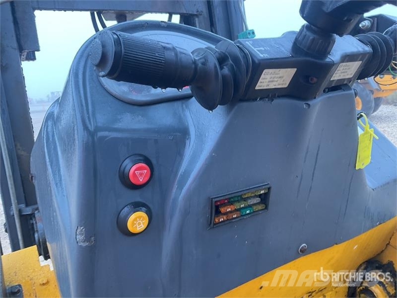 Uromac DTH 2000 DE 4x4 Rough Terrain Forklift Внедорожные погрузчики