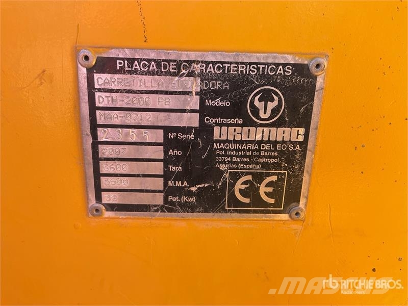 Uromac DTH 2000 DE Rough Terrain Forklift شاحنات الطرق الوعرة