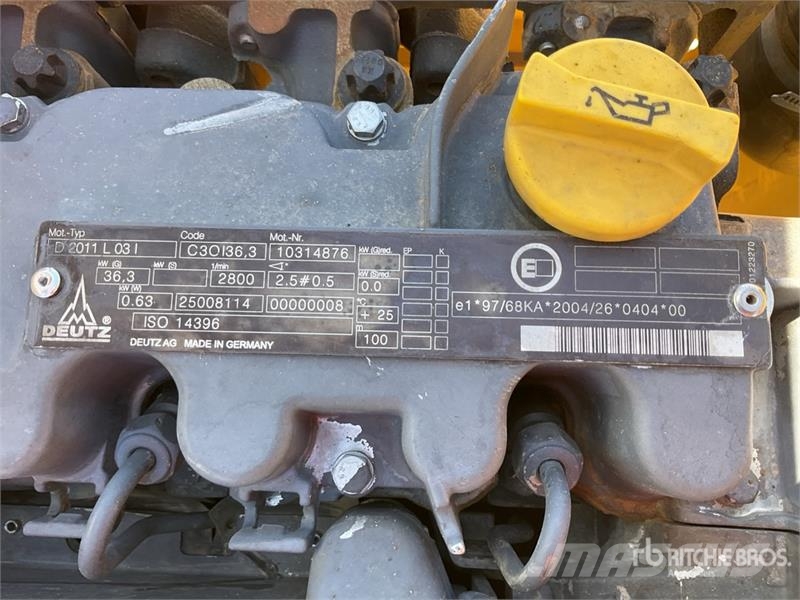 Uromac DTH 2000 DE Rough Terrain Forklift شاحنات الطرق الوعرة