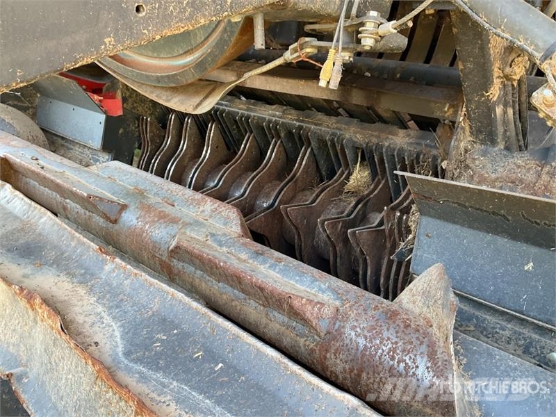 Usines Claas Quadrant 5200 T Round Baler Körbálázók