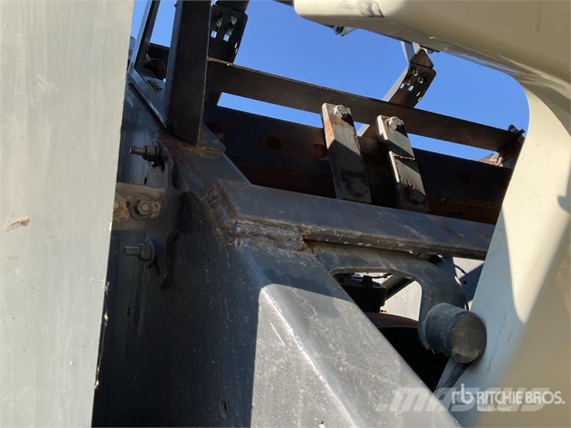 Usines Claas Quadrant 5200 T Round Baler Körbálázók