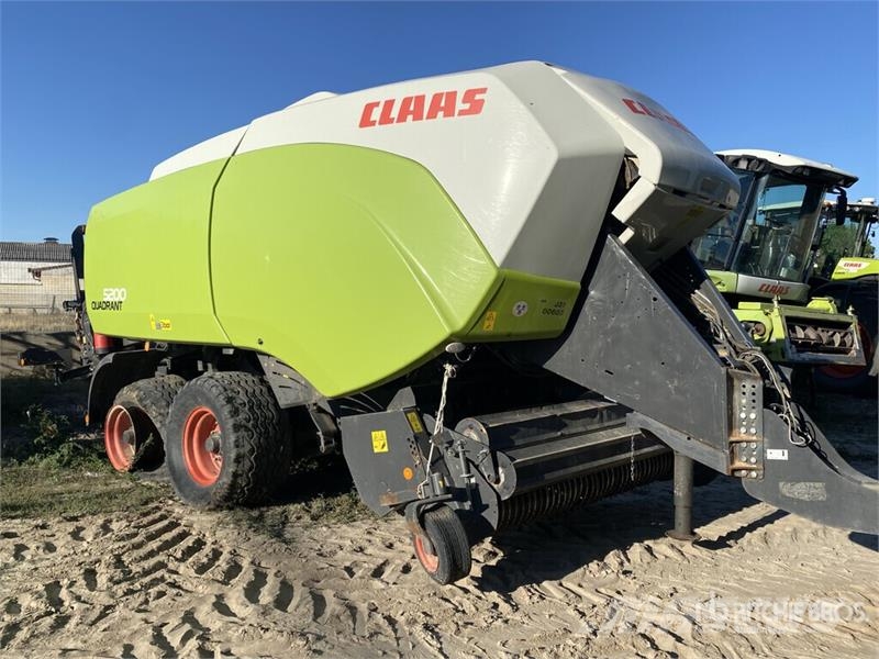  Usines Claas Quadrant 5200 T Round Baler Round balers