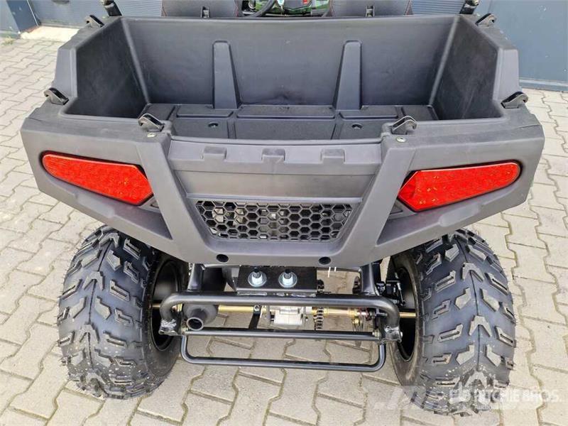 UTV International 900 G7-09 Vehicule De Loisirs (N ماكينات منفعة عامة