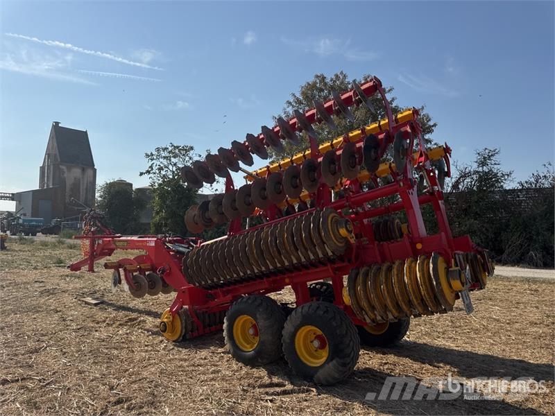 Väderstad Carrier 820 Tárcsás boronák