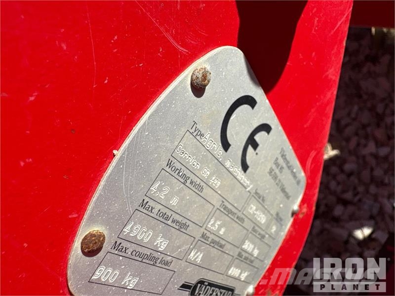 Väderstad CARRIER CR 420 4200 mm Trailed Disc Mower 芝刈り機