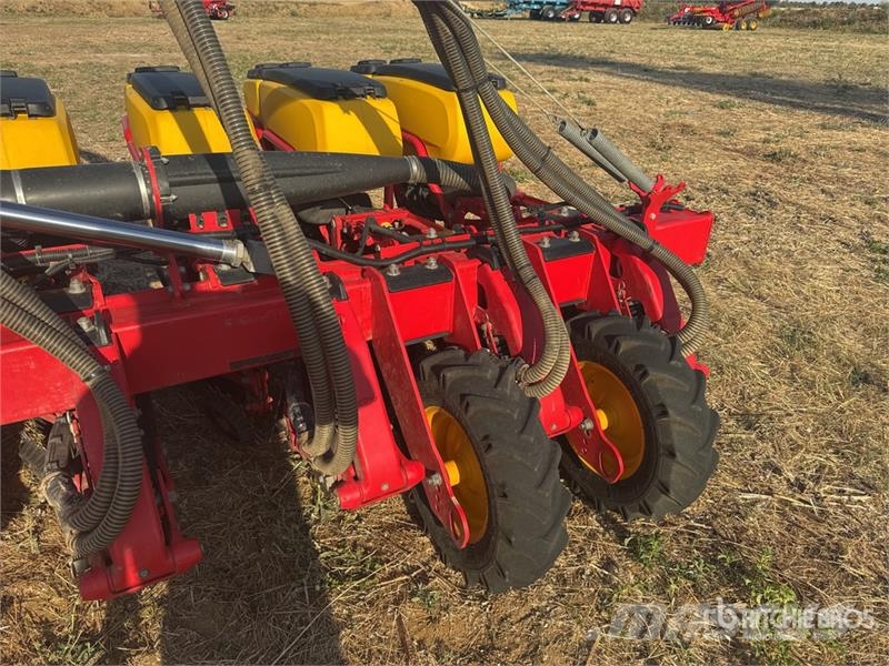 Väderstad Tempo TPV 12 Sette- og Plantemaskiner